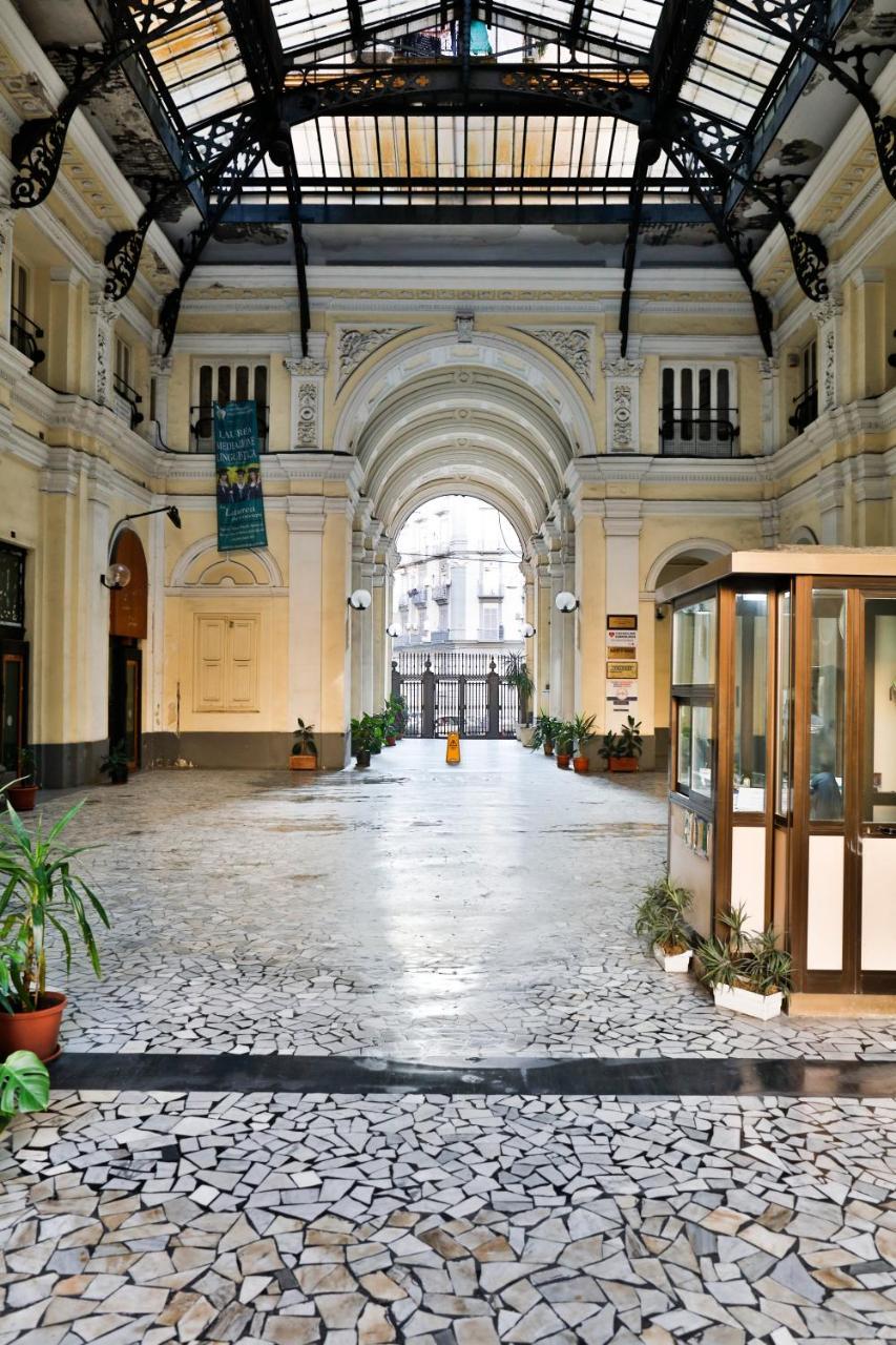 Residenza Napoli Centrale Экстерьер фото
